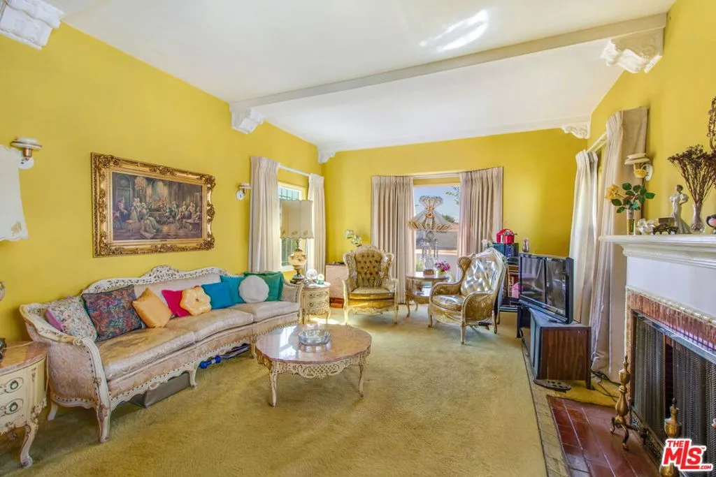 8106 S Normandie Avenue, Los Angeles, California 90044 home-pic-8
