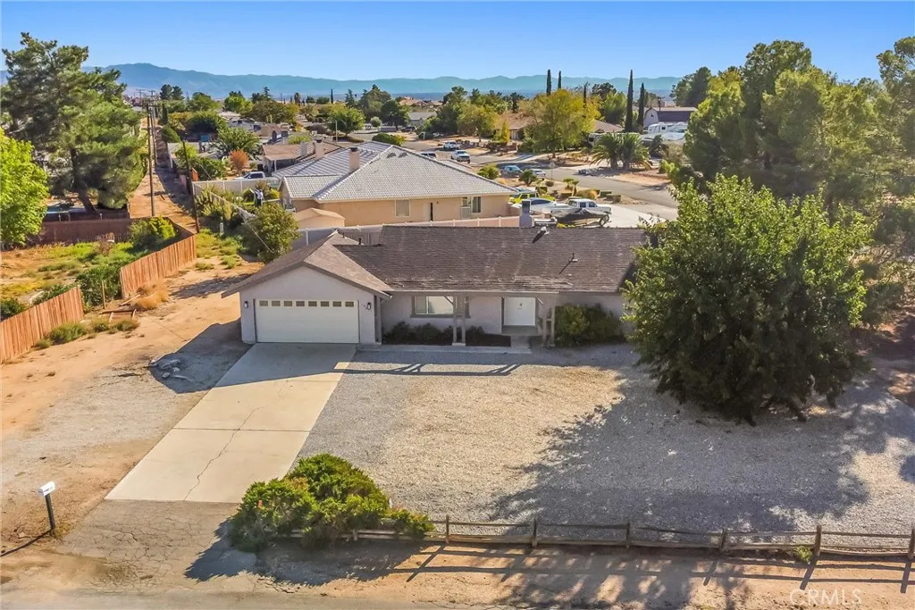 19891 Talihina Road, Apple Valley, California 92307 home-pic-29