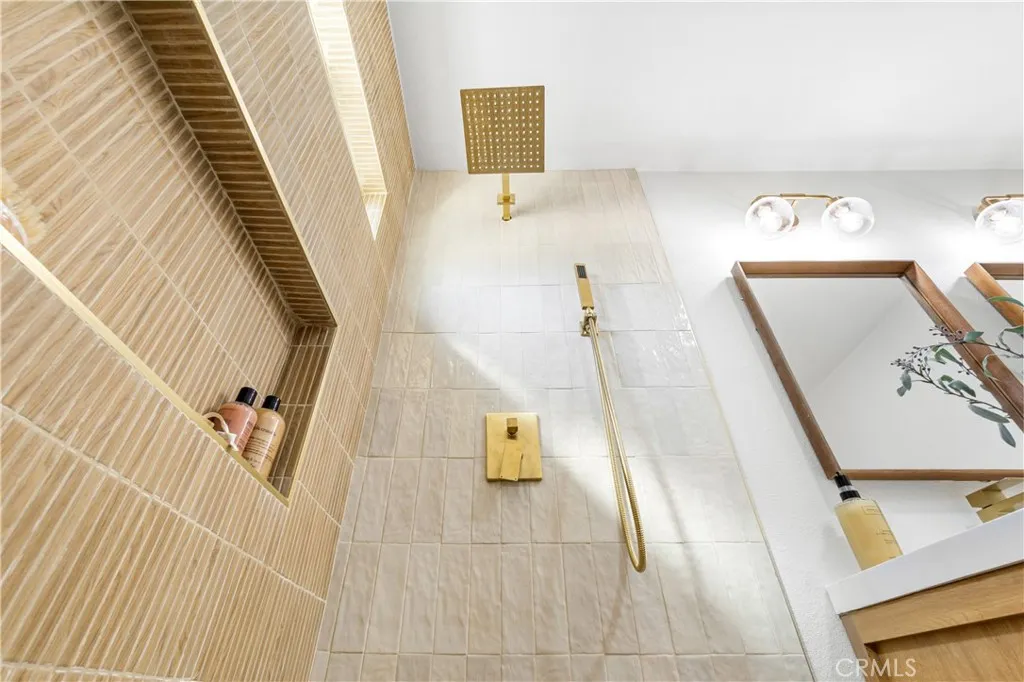 5146 W 135th, Hawthorne, California 90250 home-pic-32