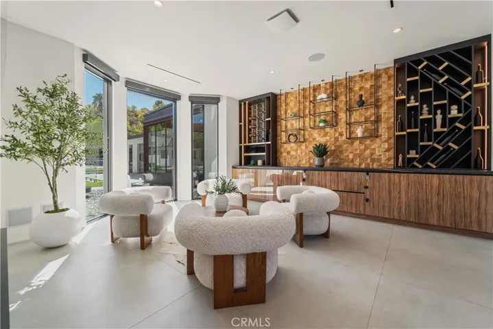 20620 Chatsboro Drive, Woodland Hills, California 91364