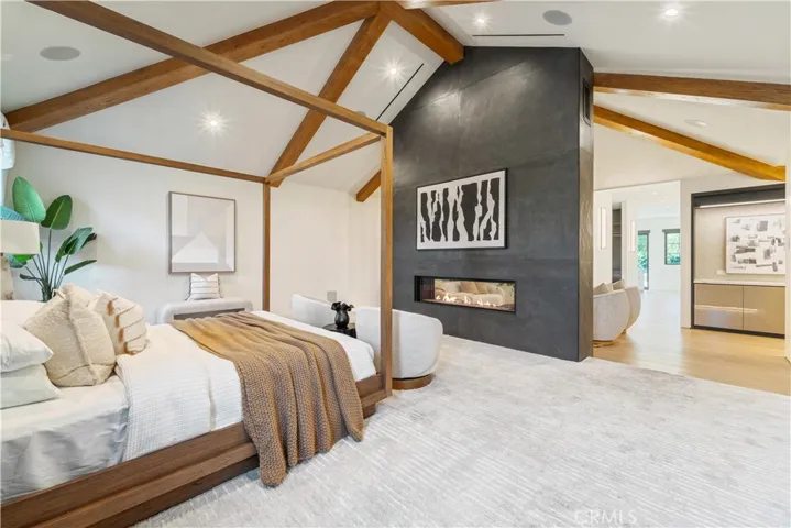 20620 Chatsboro Drive, Woodland Hills, California 91364