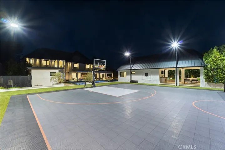 20620 Chatsboro Drive, Woodland Hills, California 91364