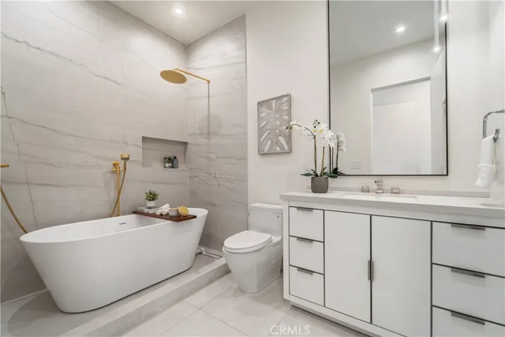 20620 Chatsboro Drive, Woodland Hills, California 91364