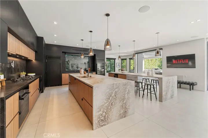 20620 Chatsboro Drive, Woodland Hills, California 91364
