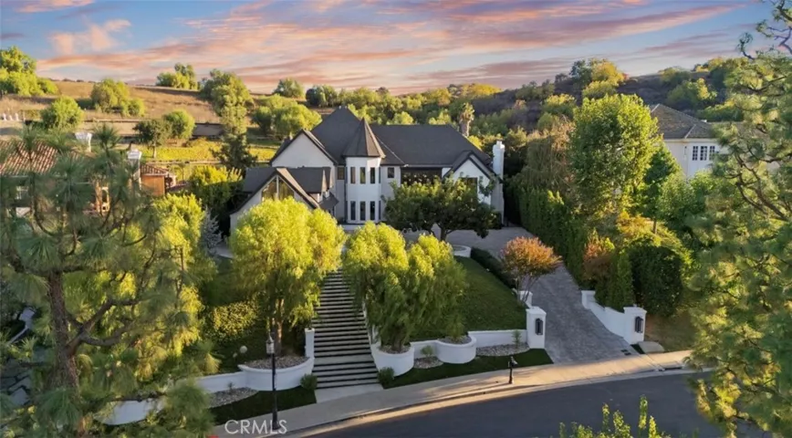 20620 Chatsboro Drive, Woodland Hills, California 91364