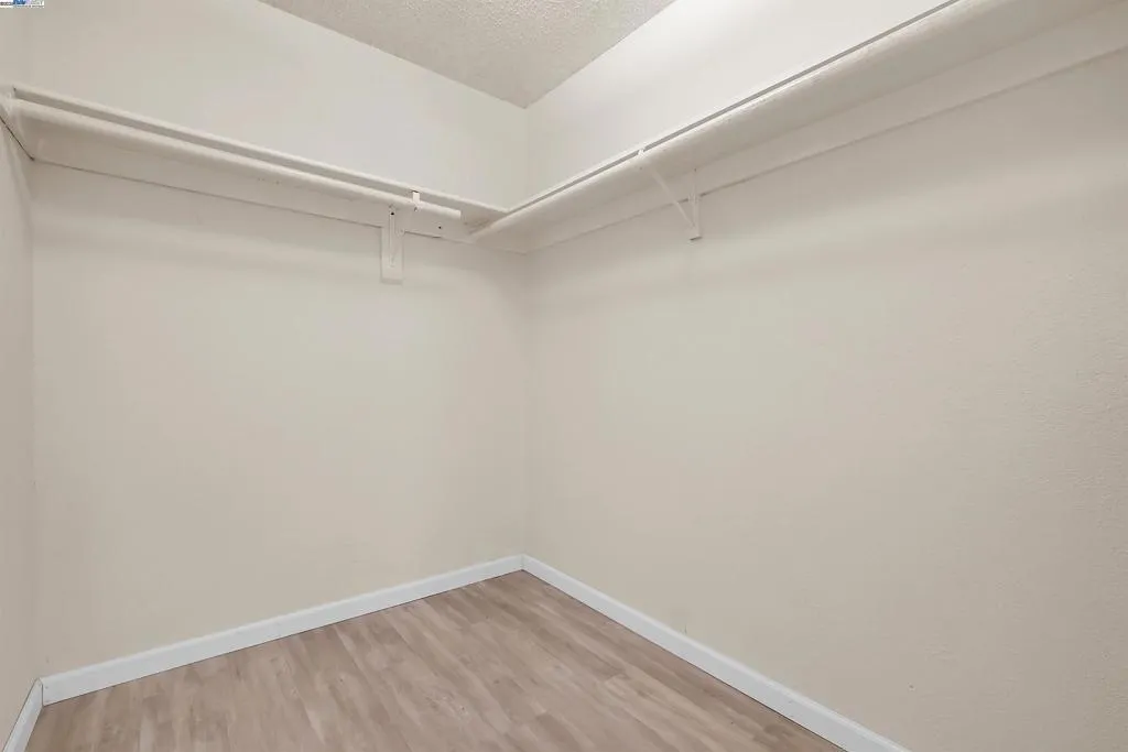 24920 Soto Rd, Hayward, California 94544 home-pic-33