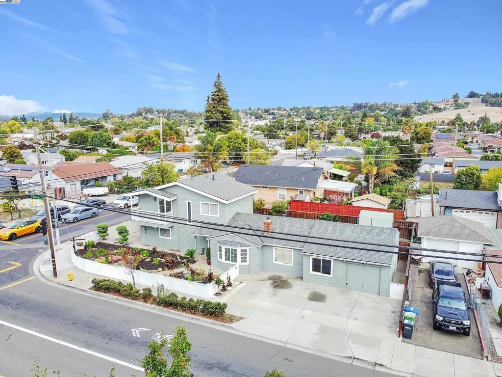 24920 Soto Rd, Hayward, California 94544 home-pic-53