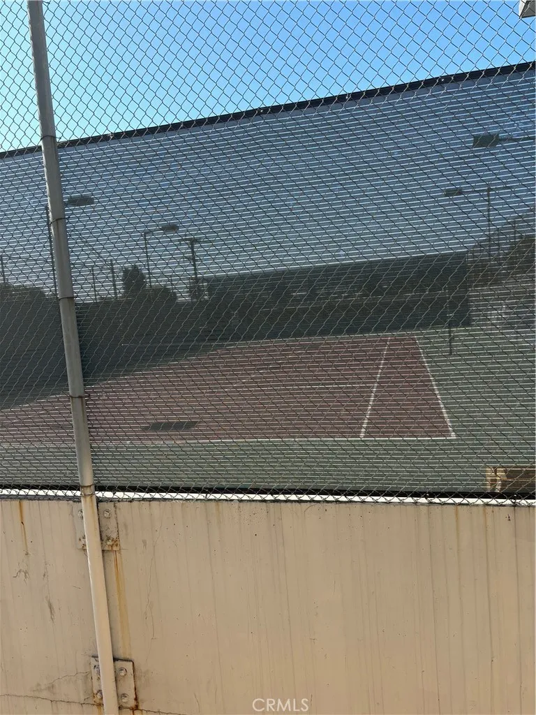 5585 E Pacific Coast Highway 154, Long Beach, California 90804 home-pic-18