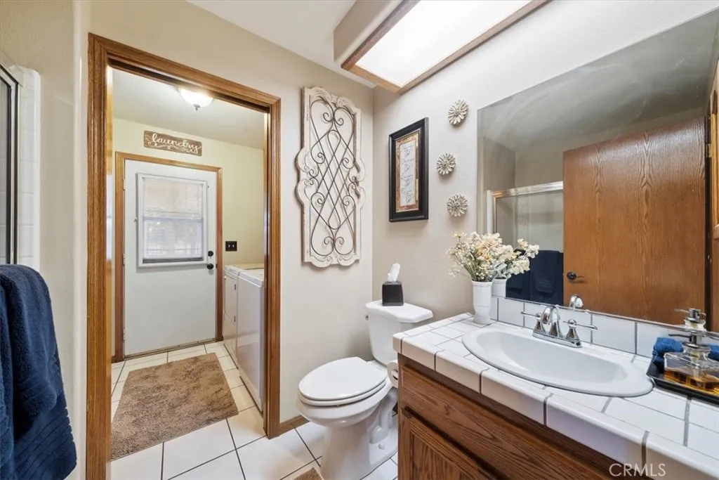 15845 Mesquite St, Hesperia, California 92345 home-pic-27
