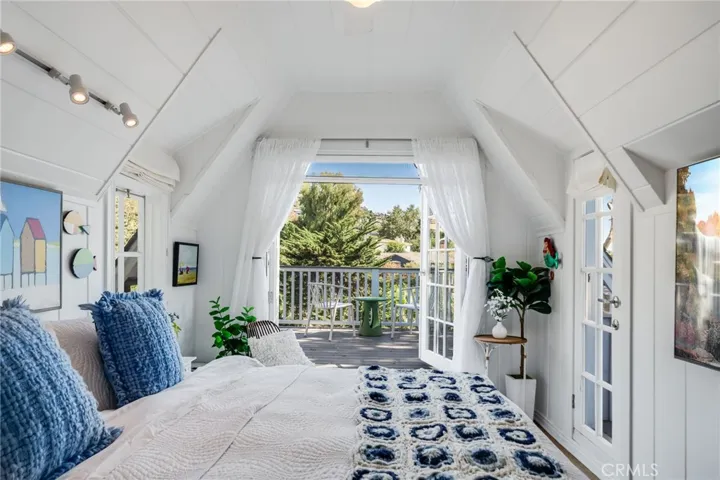 559 Calliope Street, Laguna Beach, California 92651