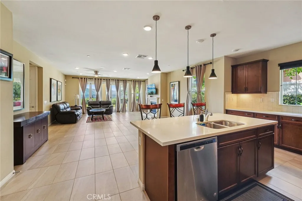 10429 Cloud Haven, Moreno Valley, California 92557 home-pic-4