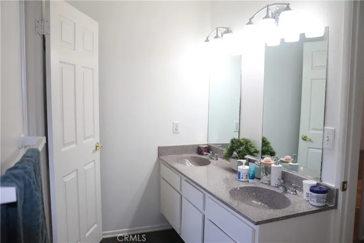 5723 N Sycamore Avenue, Rialto, California 92377