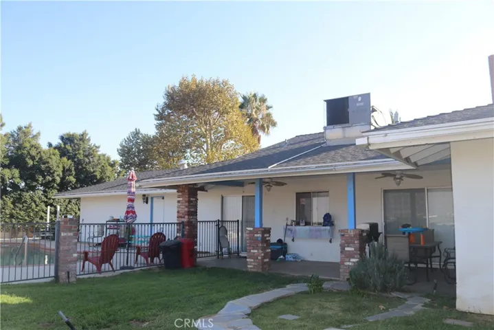 5723 N Sycamore Avenue, Rialto, California 92377