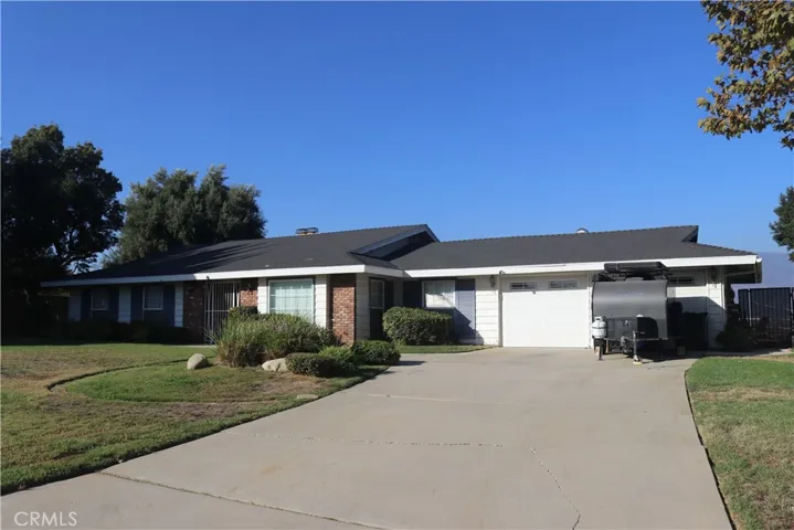 5723 N Sycamore Avenue, Rialto, California 92377