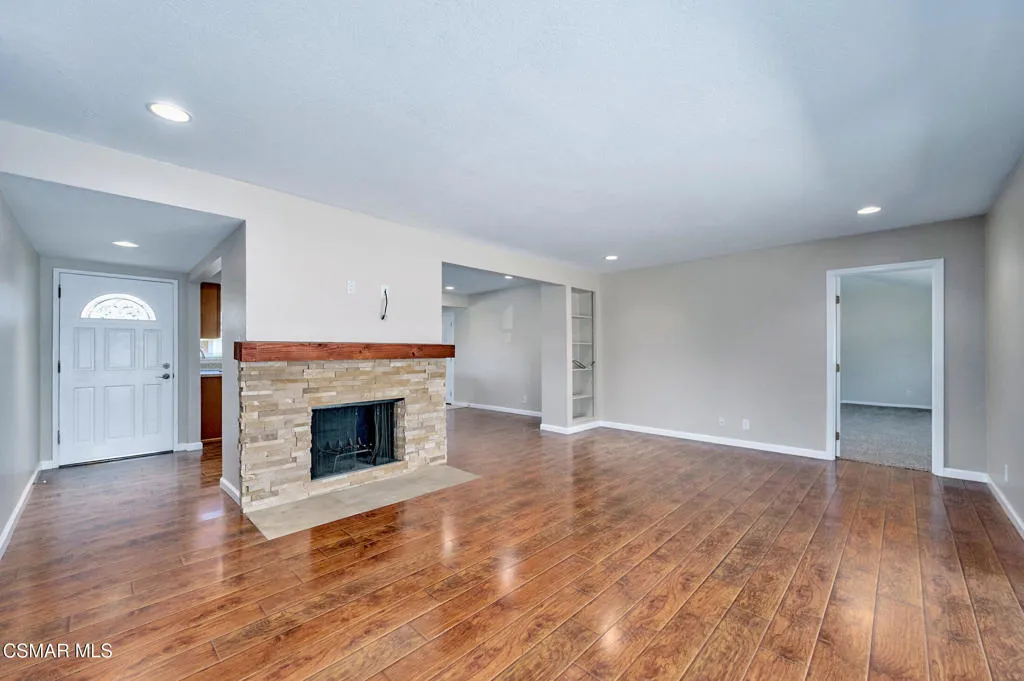 560 Randy Drive, Newbury Park, California 91320 home-pic-12