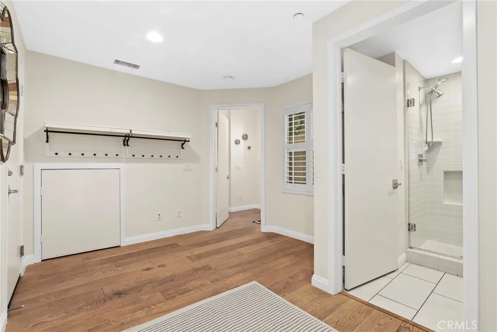 6526 1/2 Fountain, Los Angeles, California 90028 home-pic-6