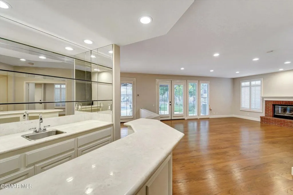 4101 Laurelview Drive, Moorpark, California 93021 home-pic-16