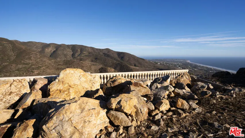 Spectacular mountain views