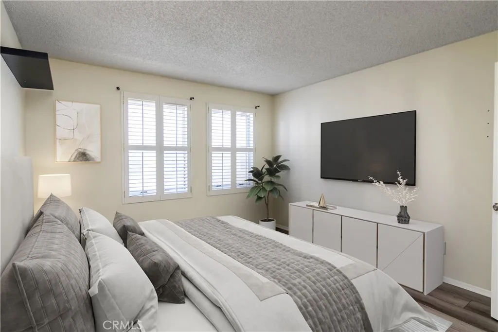 18209 Sierra Highway 35, Canyon Country, California 91351 home-pic-14
