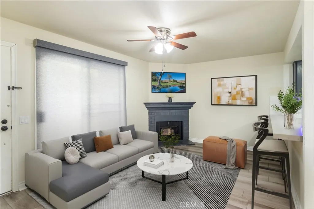 18209 Sierra Highway 35, Canyon Country, California 91351 home-pic-4