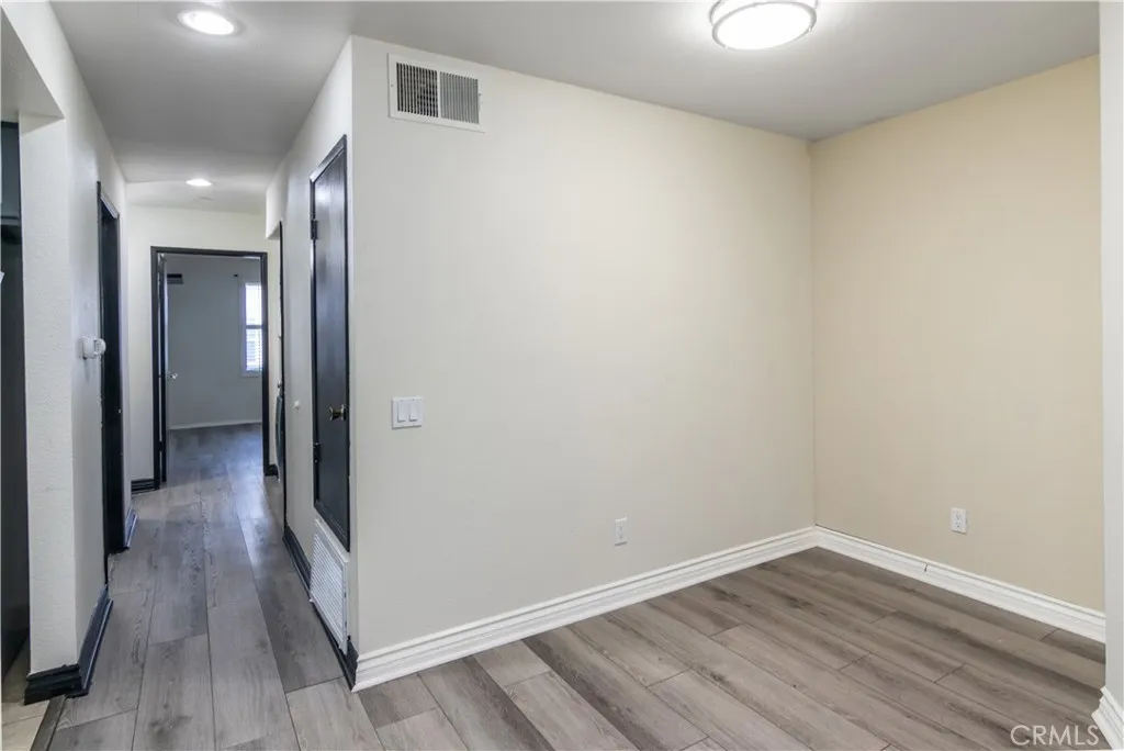 18209 Sierra Highway 35, Canyon Country, California 91351 home-pic-6