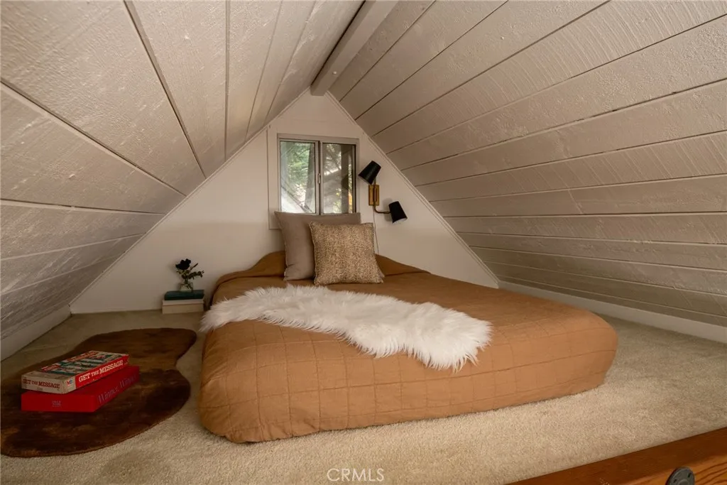 782 Lake Drive, Lake Arrowhead, California 92352 home-pic-10