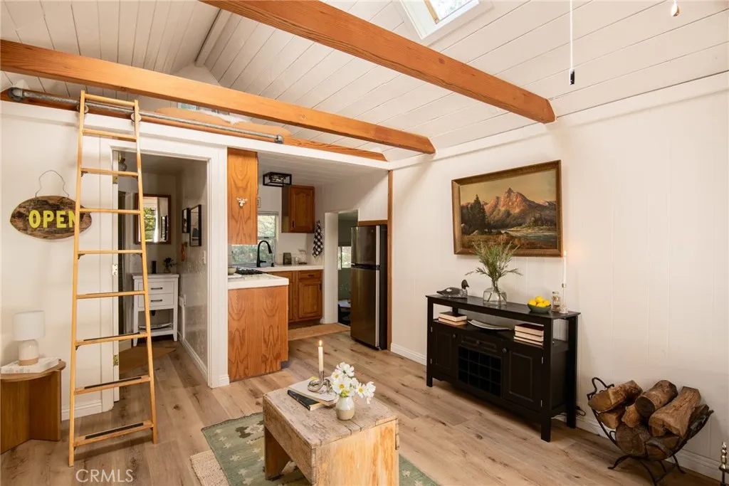 782 Lake Drive, Lake Arrowhead, California 92352 home-pic-4