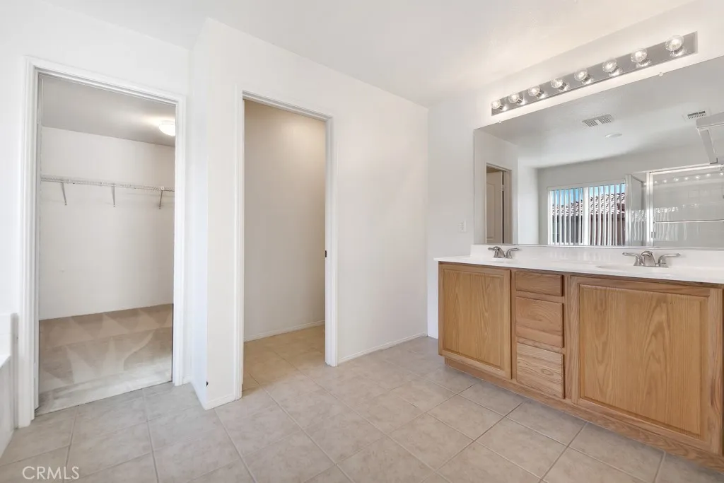 2550 W Avenue K6, Lancaster, California 93536 home-pic-39