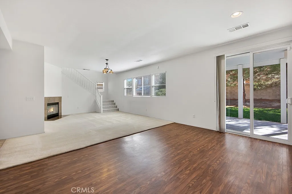 2550 W Avenue K6, Lancaster, California 93536 home-pic-17