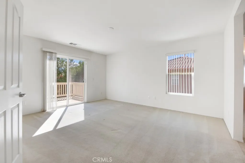 2550 W Avenue K6, Lancaster, California 93536 home-pic-36