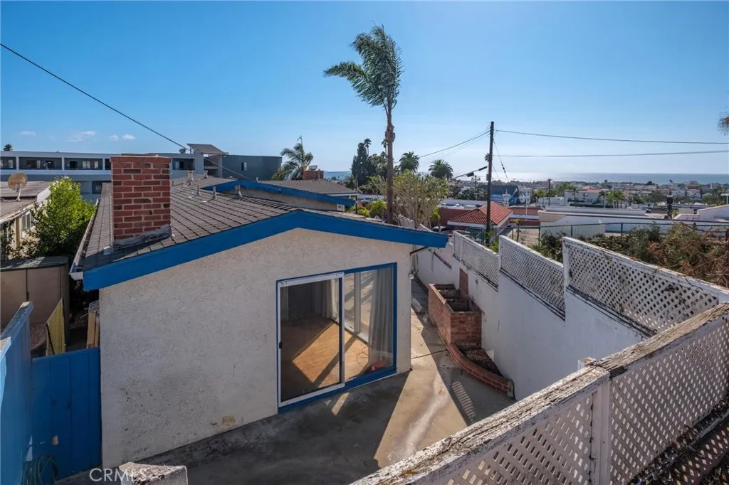 909 Montgomery, Hermosa Beach, California 90254 home-pic-30