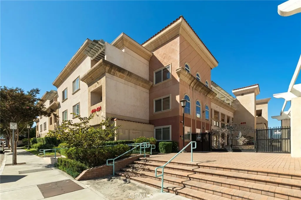 421 S Garfield 79, Monterey Park, California 91754 home-pic-17