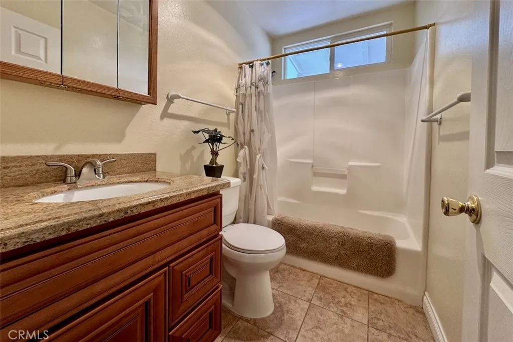 1395 Flintridge, Big Bear City, California 92314 home-pic-15