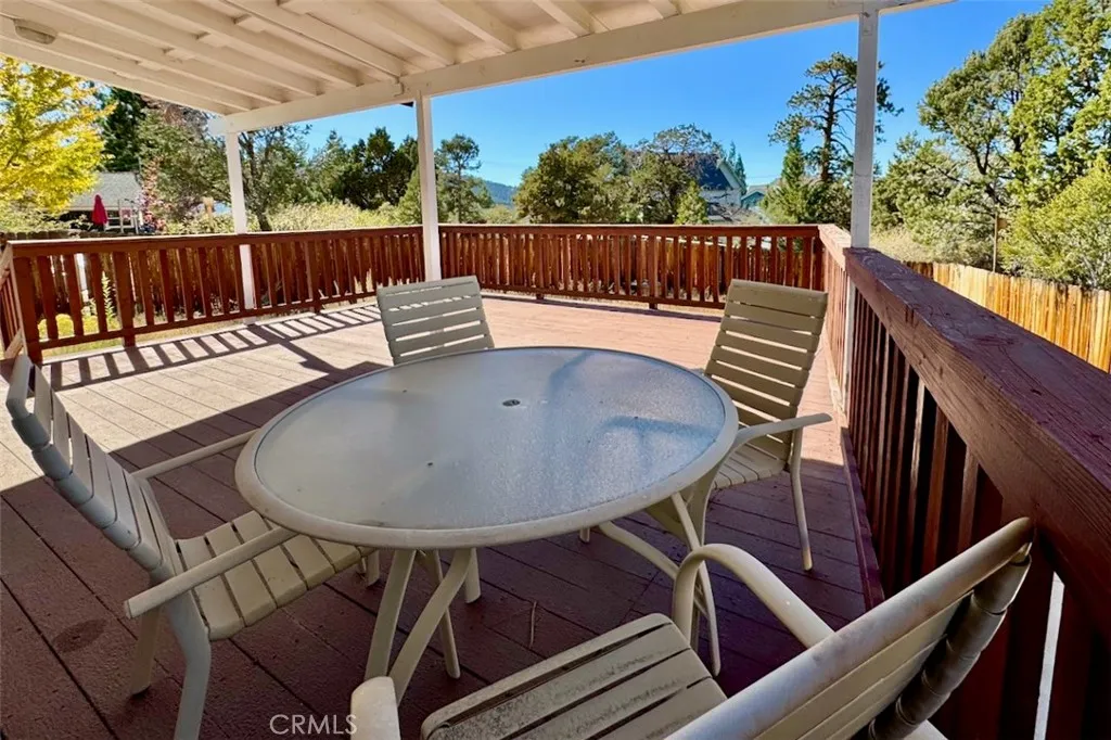 1395 Flintridge, Big Bear City, California 92314 home-pic-20