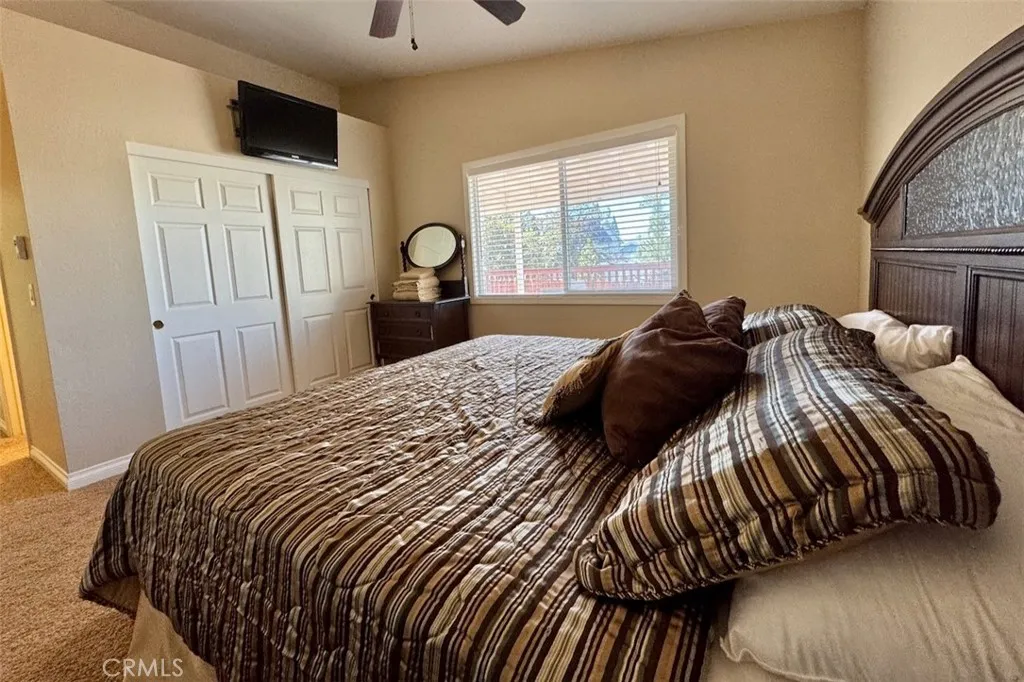 1395 Flintridge, Big Bear City, California 92314 home-pic-14
