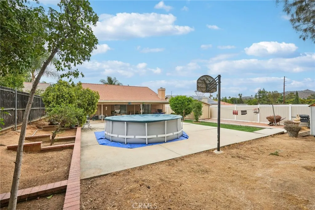 10742 Jeri, Riverside, California 92505 home-pic-26
