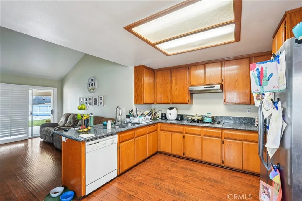 10742 Jeri, Riverside, California 92505 home-pic-8