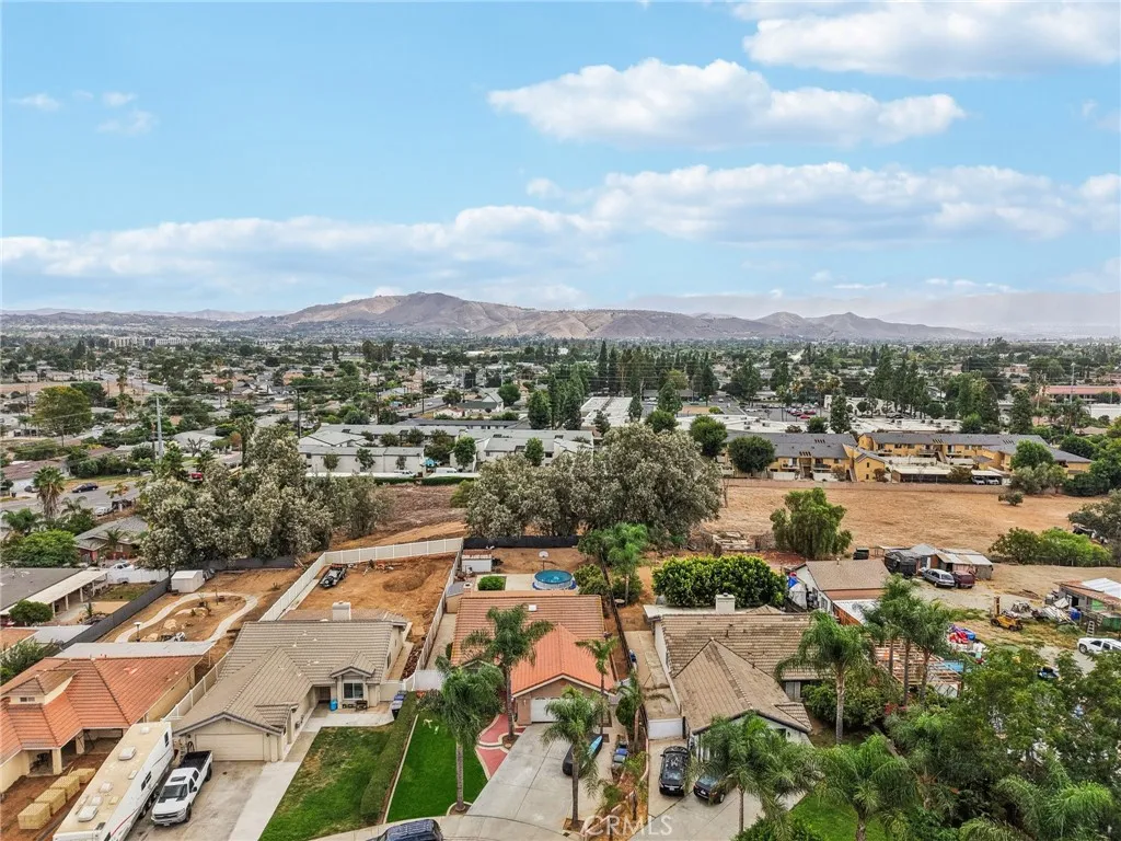 10742 Jeri, Riverside, California 92505 home-pic-31
