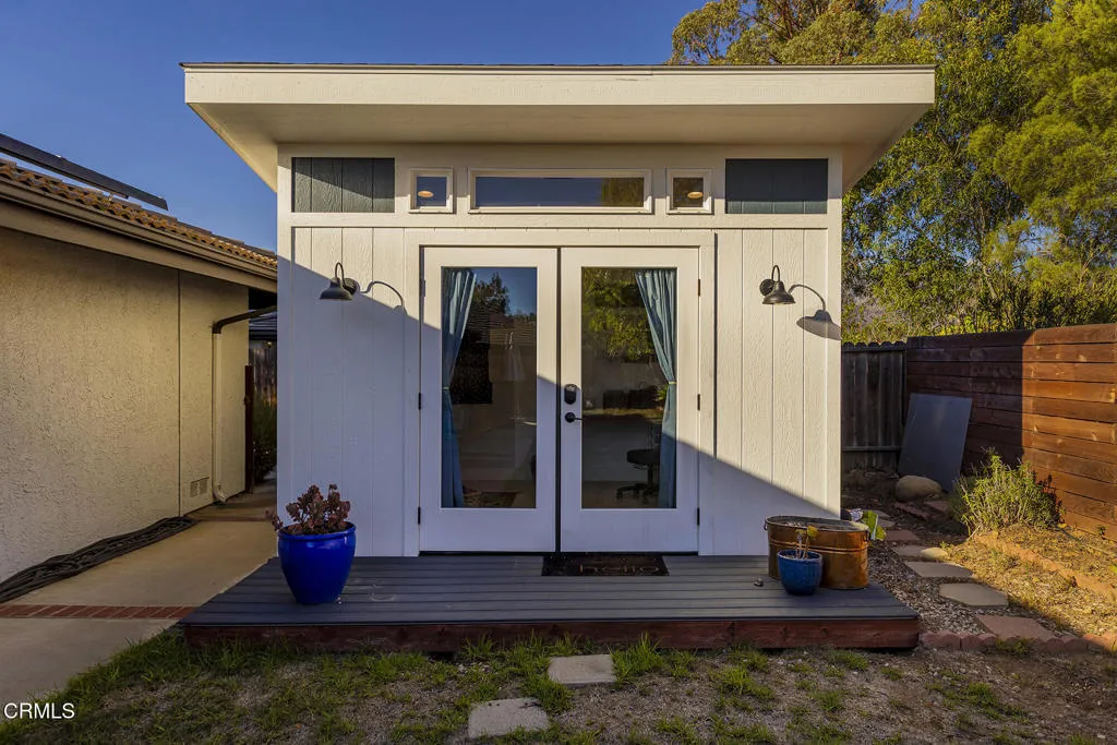 11790 Silver Spur Street, Ojai, California 93023 home-pic-26