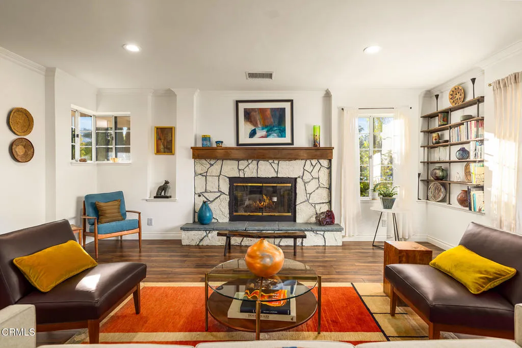 11790 Silver Spur Street, Ojai, California 93023 home-pic-6