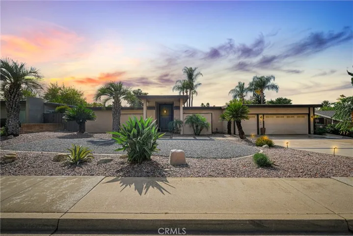 284 Lamar Drive, Claremont, California 91711