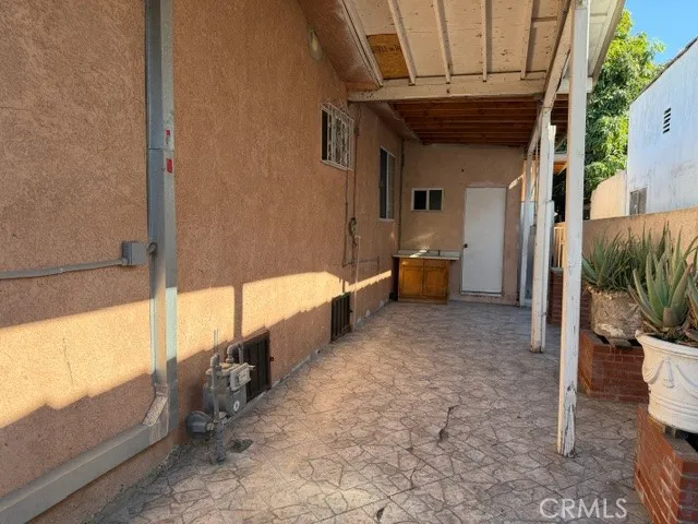 Master Br. exit thru Side Patio 4 your Convenience