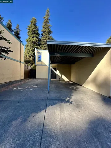 706 Simpson Pl, Santa Rosa, California 95401