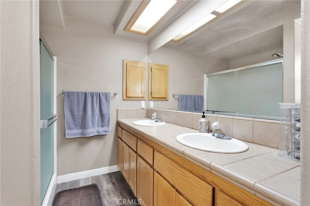 6297 Coleridge, Oak Hills, California 92344 home-pic-22