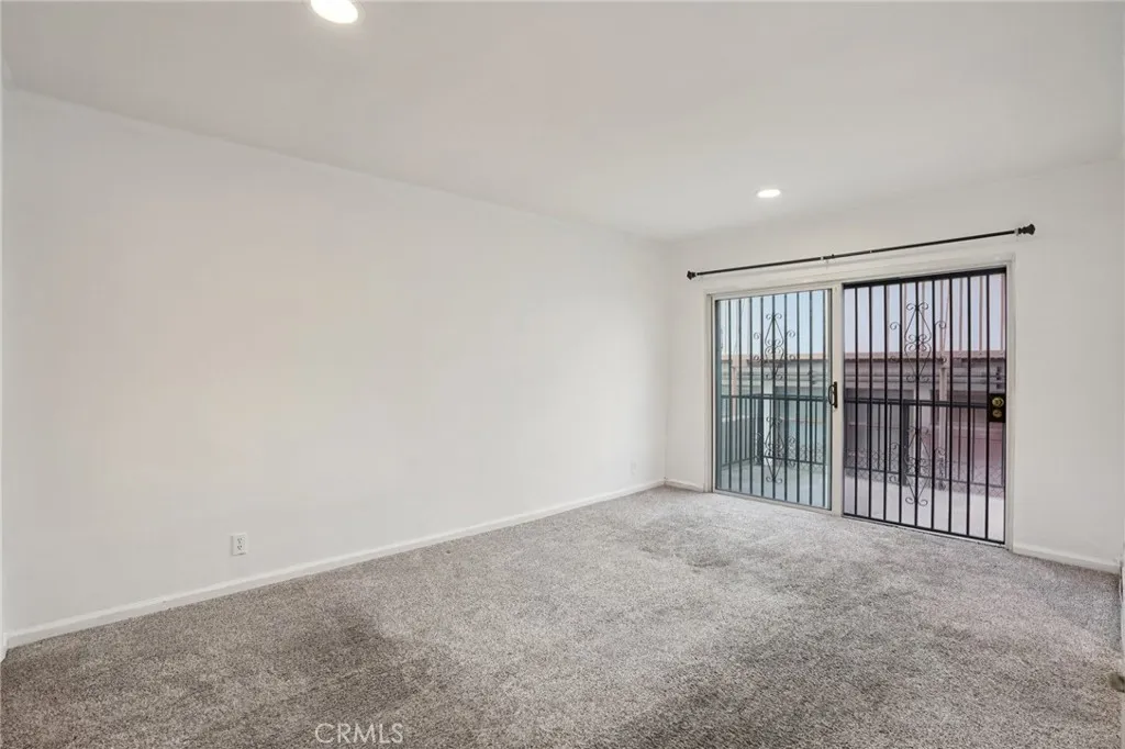 320 E Spruce, Inglewood, California 90301 home-pic-21