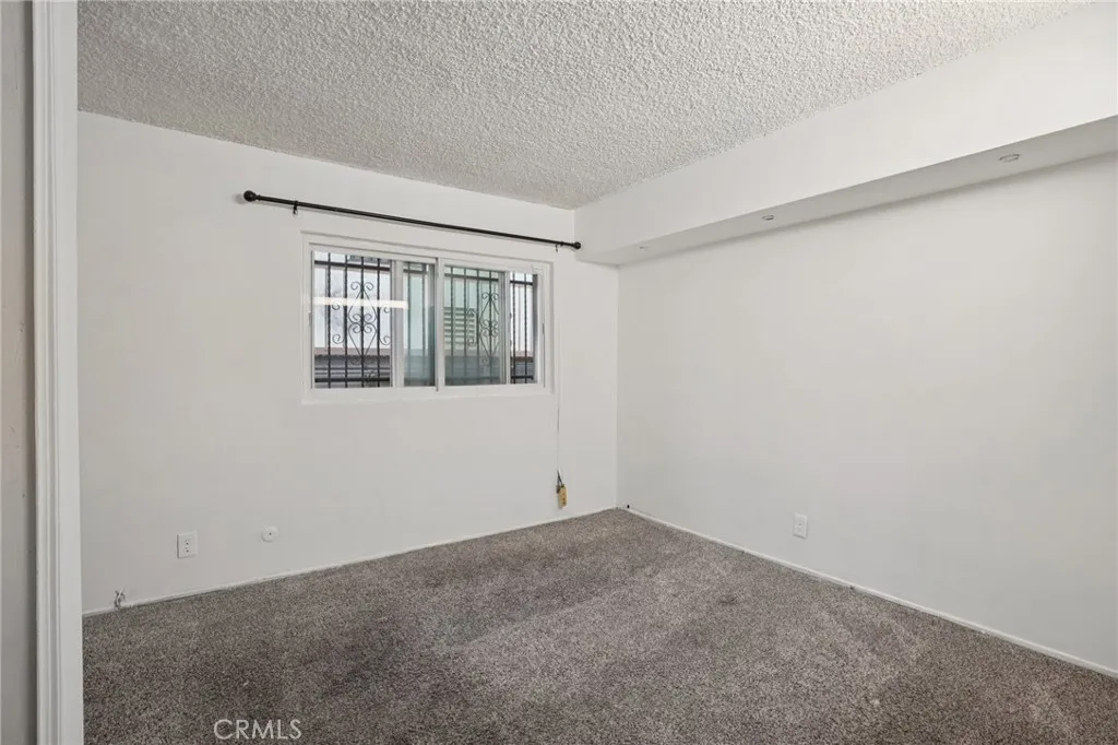 320 E Spruce, Inglewood, California 90301 home-pic-18