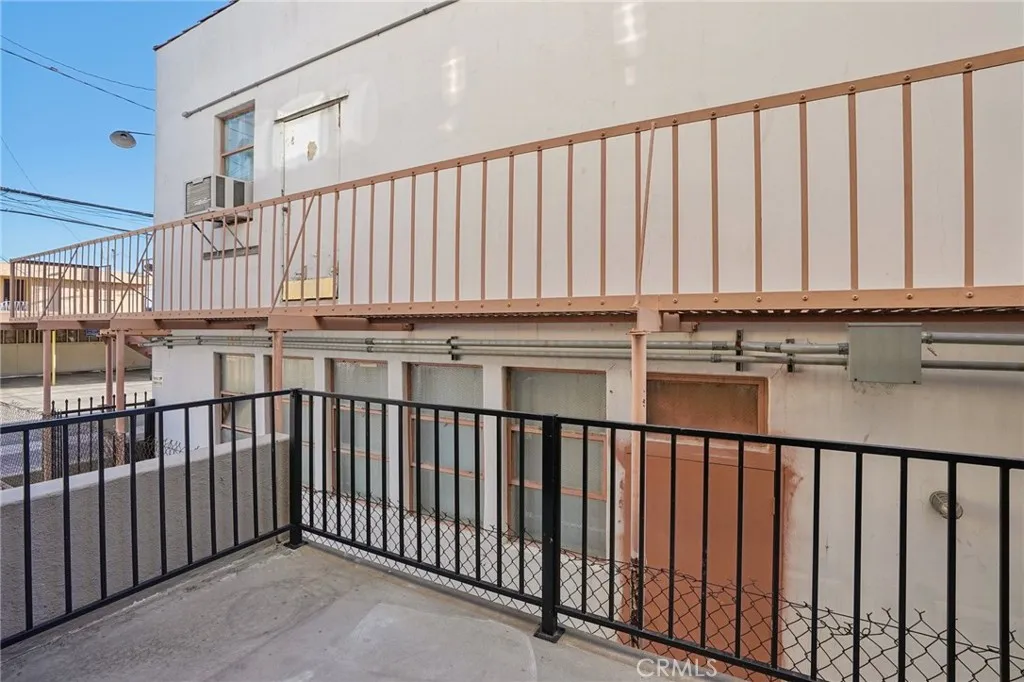 320 E Spruce, Inglewood, California 90301 home-pic-25