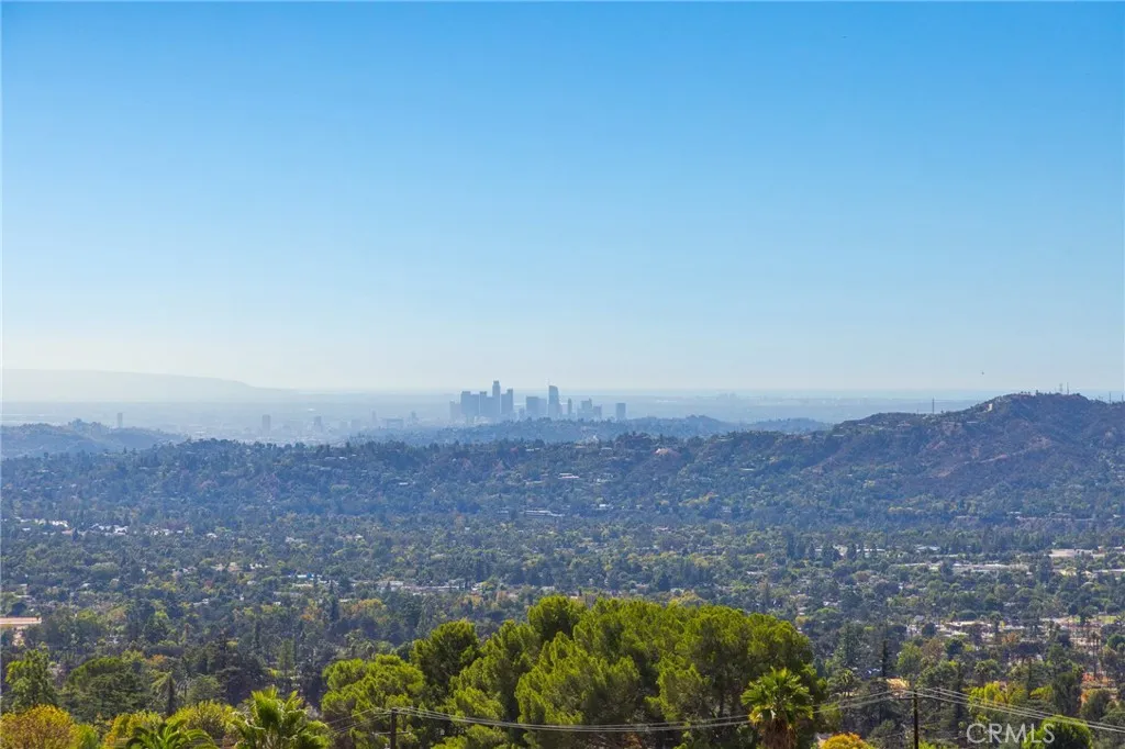 591 Devonwood, Altadena, California 91001 home-pic-1