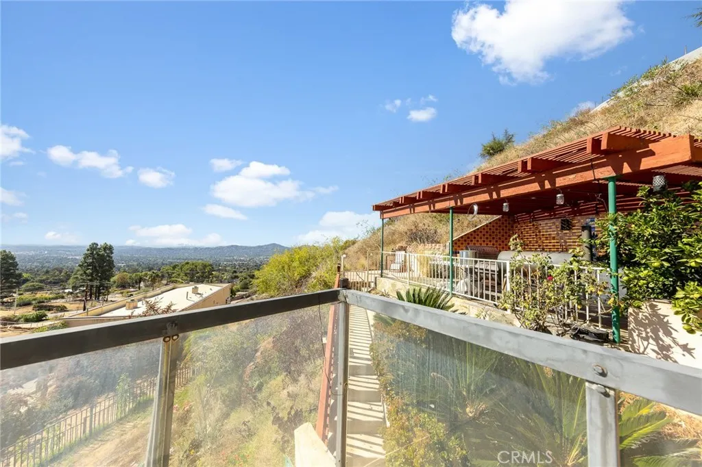 591 Devonwood, Altadena, California 91001 home-pic-31