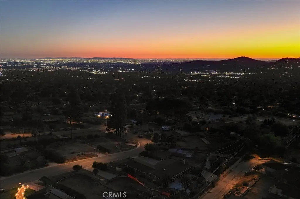 591 Devonwood, Altadena, California 91001 home-pic-0